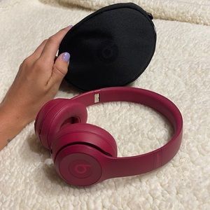 Beats by Dre solo 3 burgundy